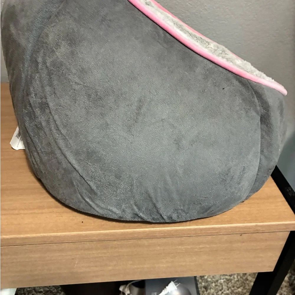 Comfy cat bed Kitty Bed Grey Marble Cave Meow